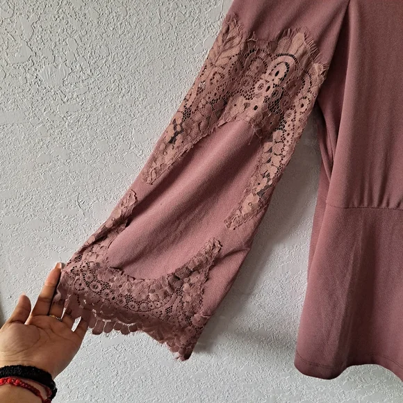 Adrianna Papell Mauve Wrap Blouse - Picture 4 of 6